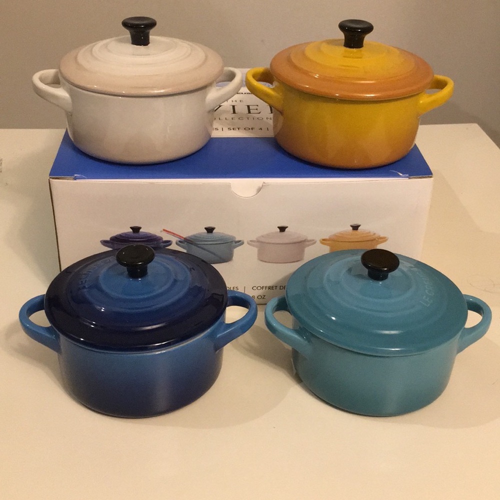 Le Creuset petite casserole “The Riviera” collection. Set of 4 mini cocottes.